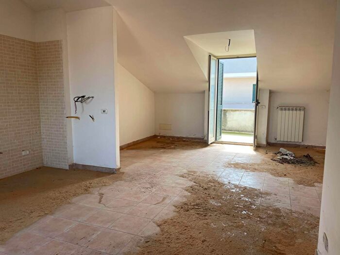 Appartamento trilocale in vendita in Via Augusto, San Tammaro