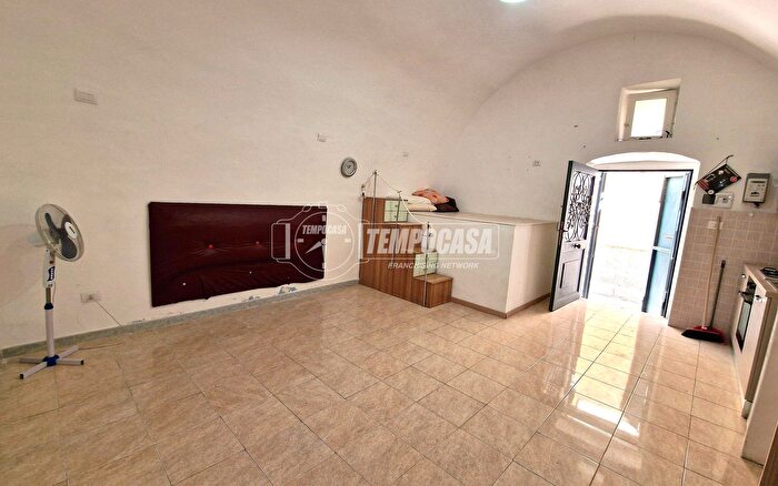 Casa monolocale in vendita in Via Nazario Sauro, Bari