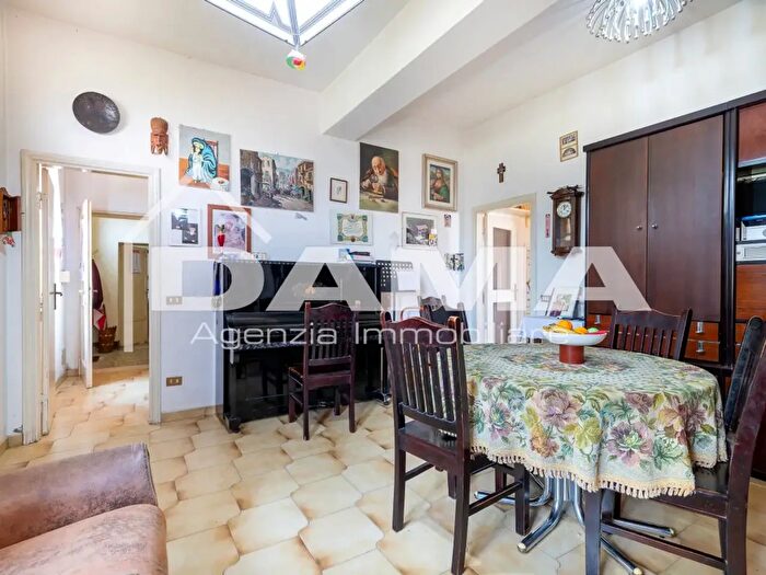 Casa con 10 locali in vendita in Via Don Romeo Bagattoni, Forli