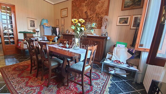 Appartamento con 5 locali in vendita in Ameglia