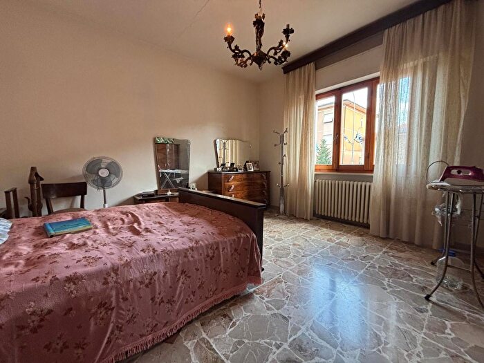 Casa con 5 locali in vendita in Cerreto Guidi