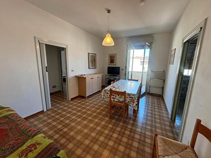 Appartamento trilocale in vendita in Viale Raffaello Sanzio, Comacchio