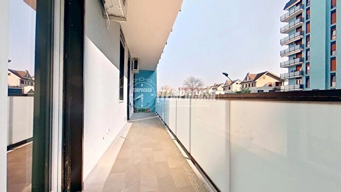 Appartamento bilocale in vendita in Via Volturno Fontana, Brugherio