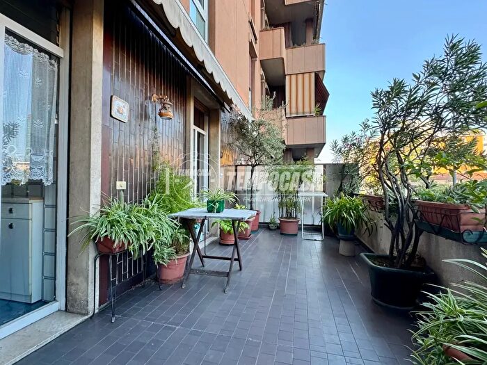 Appartamento trilocale in vendita in Via Cipro, Brescia