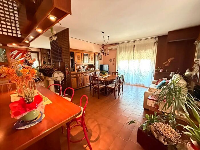 Appartamento trilocale in vendita in Via Rinascimento, Cologna Veneta