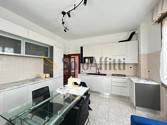 Appartamento con 5 locali in affitto in Via Mar Mediterraneo, Crocetta, Modena