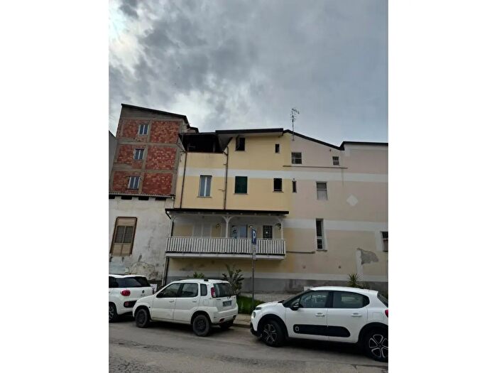 Appartamento con 5 locali in vendita in Via Stella, Battipaglia