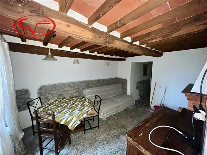 Casa con 5 locali in vendita in Casale, Loro Ciuffenna
