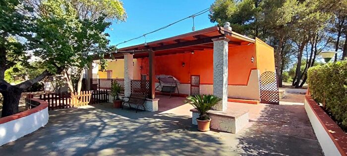 Casa con 5 locali in vendita in Cda Franzullo, Martina Franca