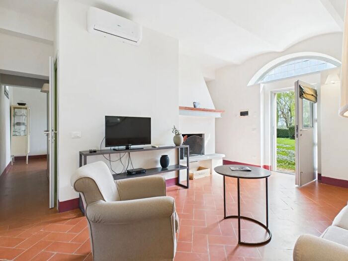 Casa trilocale in vendita in Tenimenti dAlessandro, Cortona