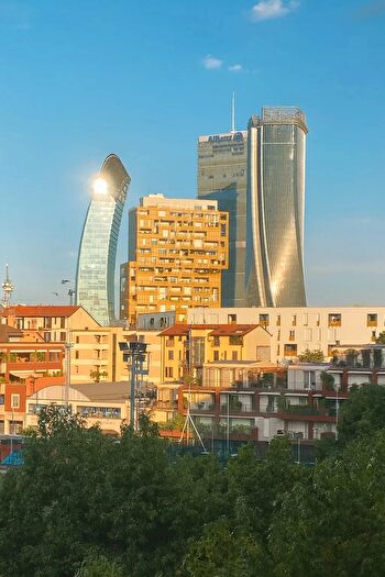 Case in Vendita e in Affitto - 2