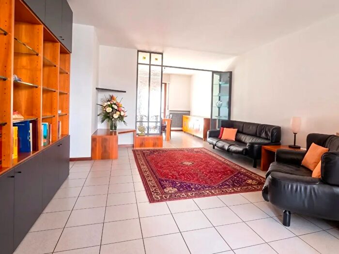 Casa con 8 locali in vendita in Vicolo della Libertà, San Bonifacio
