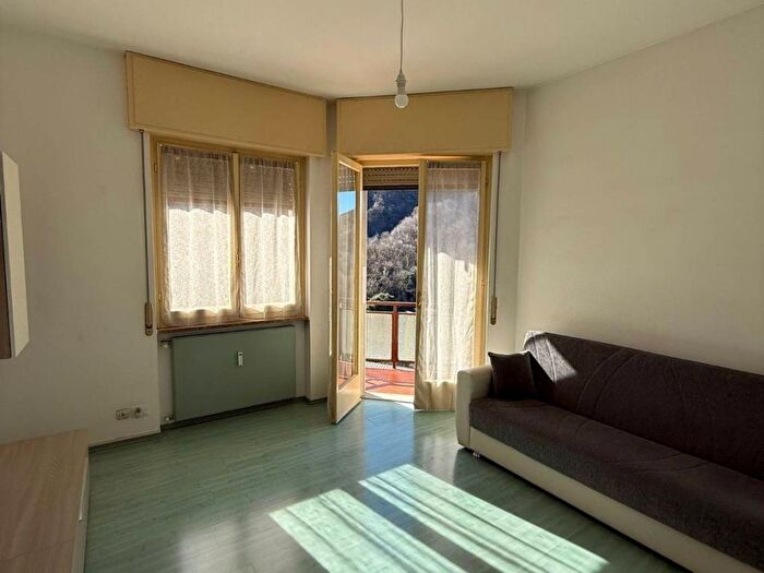 Appartamento trilocale in affitto in Via Pio XI, Sagnino, Como