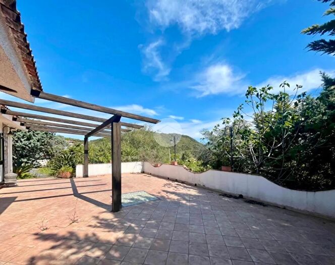 Casa quadrilocale in vendita in Contrada Spineto, San Giovanni A Piro