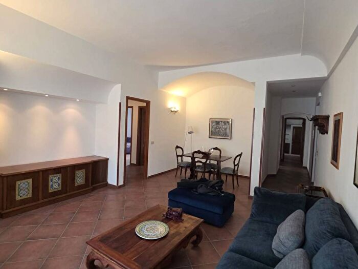 Appartamento quadrilocale in affitto in Via del Bersagliere, Libertà Villabianca, Palermo