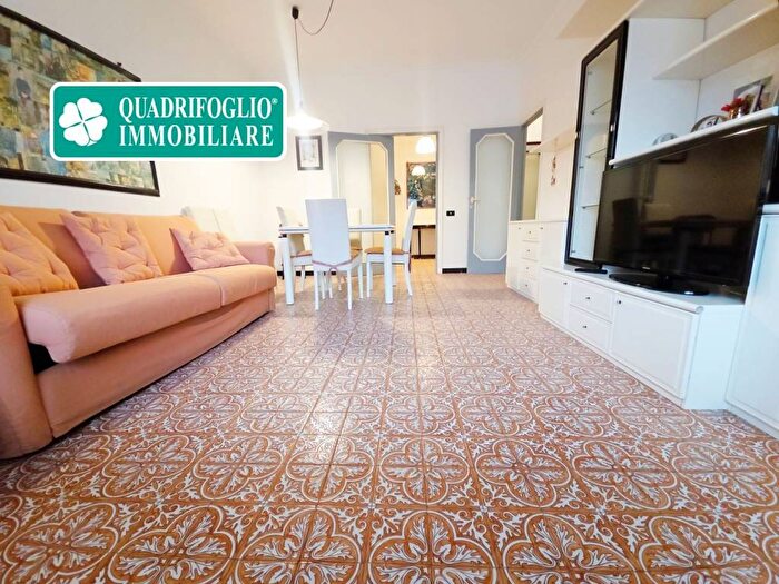 Appartamento trilocale in affitto in Via Alessandro Piola Caselli, Ostia Levante, Roma