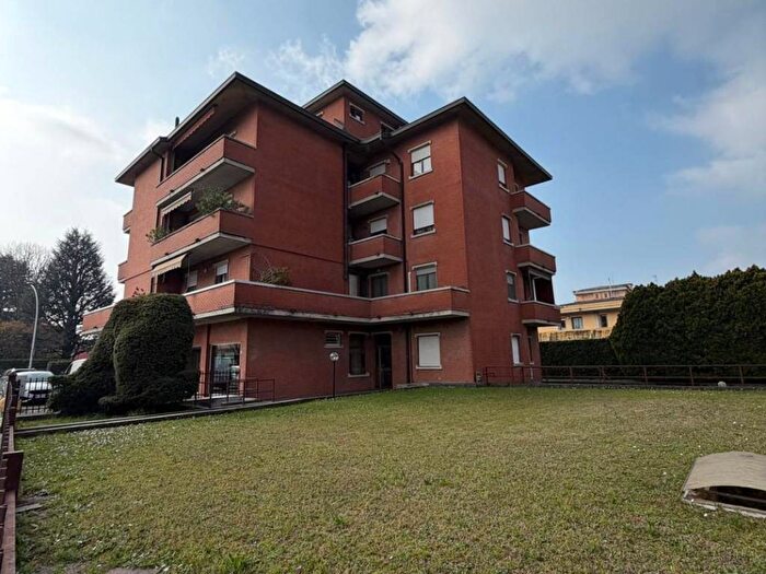 Casa monolocale in affitto in Largo San Giovanni, Calusco d'Adda