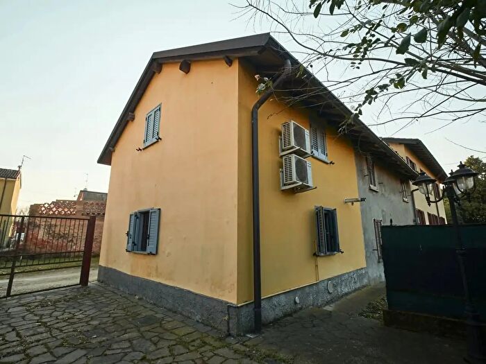 Appartamento bilocale in vendita in Via Giuseppe Mazzini, Giussago