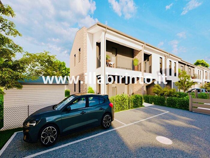 Appartamento trilocale in vendita in Via Fratelli Rosselli, Faenza