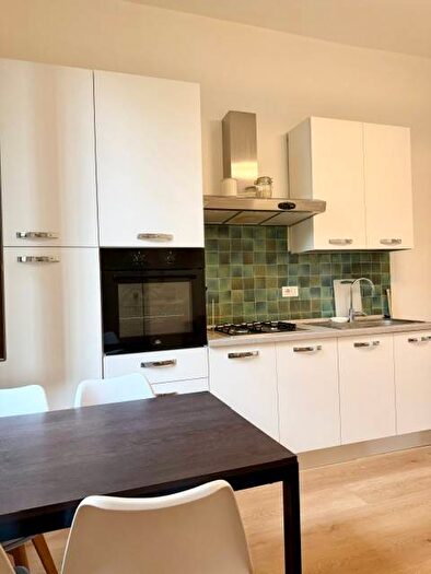 Appartamento bilocale in affitto in Via Costanza, Washington, Milano