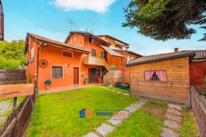 Casa quadrilocale in vendita in Via Umberto I, Bernezzo