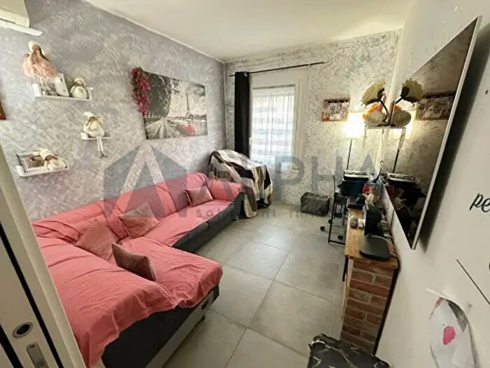 Appartamento con 5 locali in vendita in Via Enrico Pazzi, Ravenna