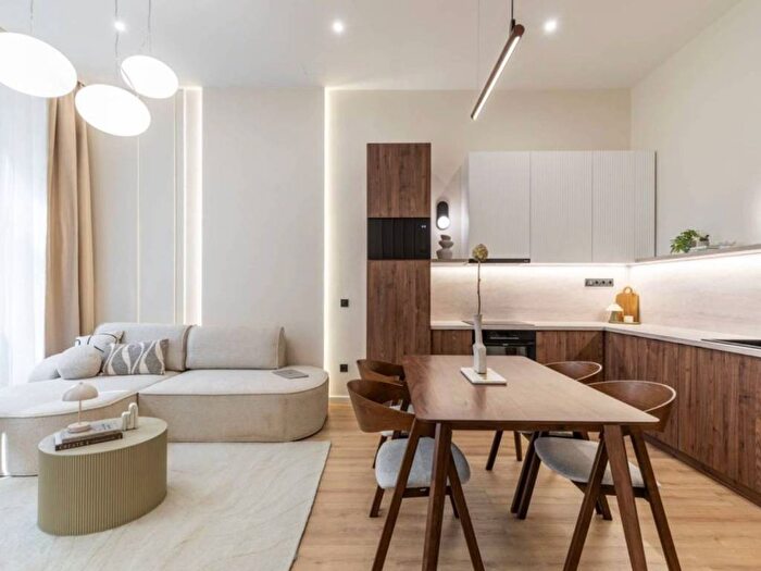 Appartamento bilocale in affitto in Via Ciro Menotti, Indipendenza, Milano