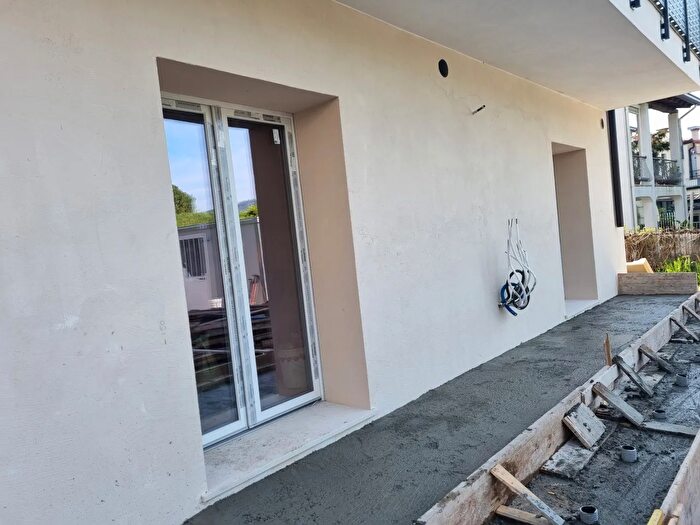 Appartamento quadrilocale in vendita in Via Cavour, Este