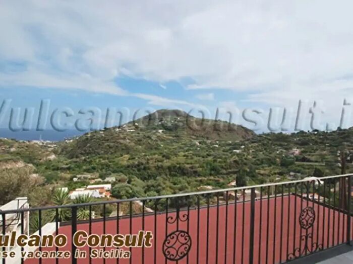 Appartamento trilocale in vendita in Lipari