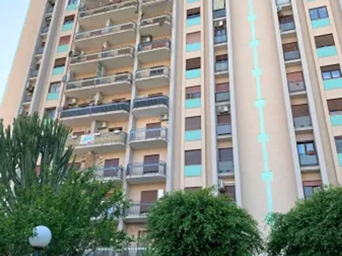 Appartamento bilocale in affitto in Viale della Regione Siciliana, Palermo
