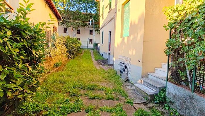 Case in Vendita e in Affitto - 2