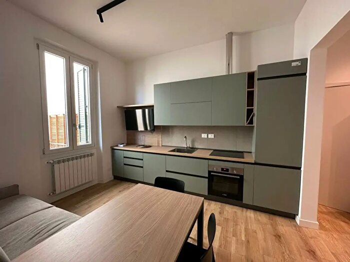 Appartamento trilocale in affitto in Via Pier Capponi, Firenze