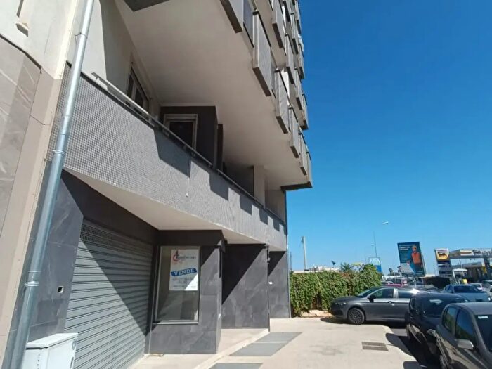 Appartamento trilocale in vendita in Via Trani, Andria