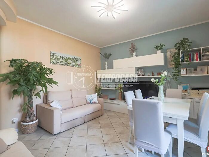 Appartamento trilocale in vendita in Viale Bertinoro, Riccione