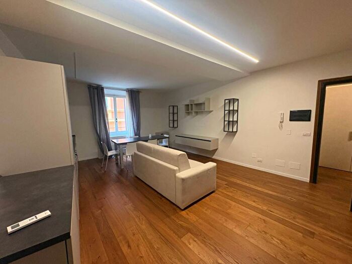 Appartamento bilocale in affitto in Via dei Servi, Centro Storico, Modena