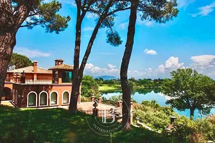 Casa con 6 locali in affitto in Via Monti del Lago, Gabelletta, Nepi