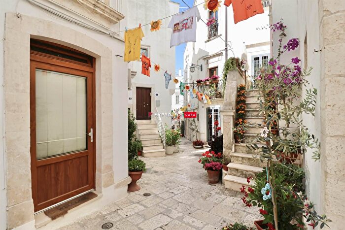 Appartamento trilocale in vendita in Via Toledo, Martina Franca