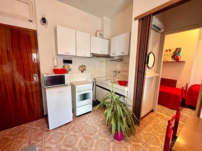 Appartamento bilocale in vendita in Via Giosuè Carducci, Comacchio