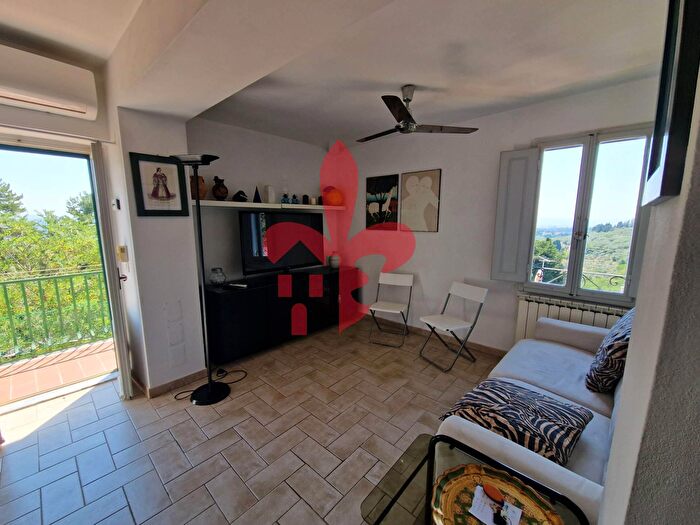 Appartamento quadrilocale in vendita in Via della Pastorella, Firenze