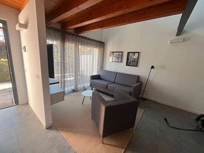 Appartamento bilocale in affitto in Via Legler, Brembate di Sopra