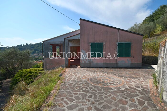 Casa con 7 locali in vendita in Via dei Molini, Sarzana