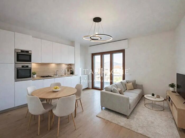 Appartamento bilocale in vendita in Via Silvio Pellico, Bergamo