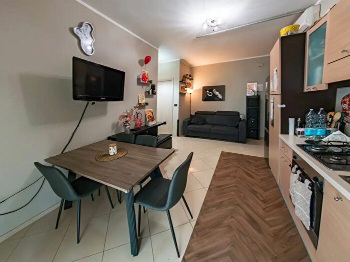 Appartamento trilocale in vendita in Viale Lugano, Rimini