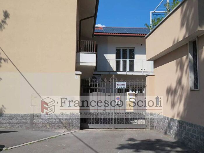 Appartamento in affitto in Piazzale Caduti Saronnesi, Saronno