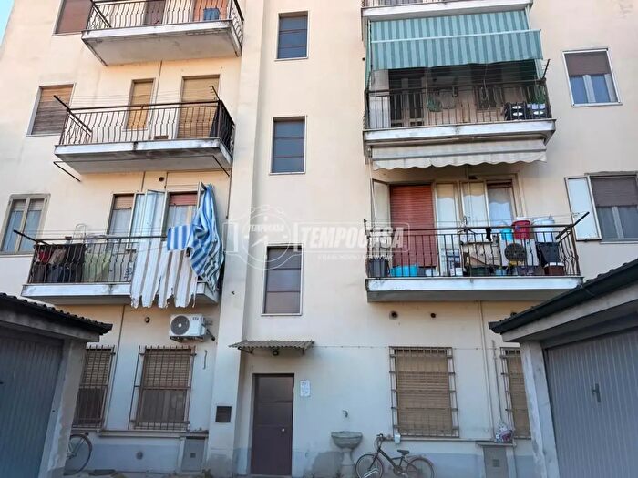 Appartamento trilocale in vendita in Largo I Maggio, Garlasco