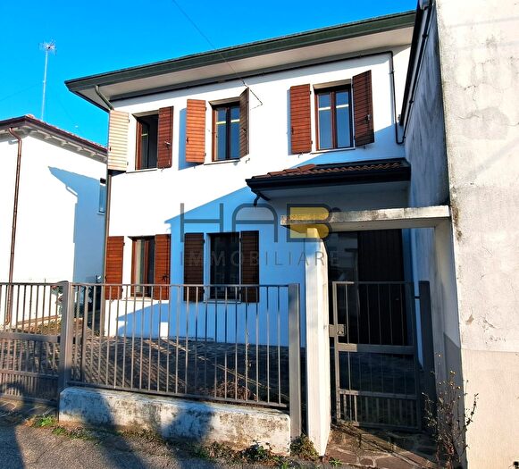 Casa in vendita in Via Giovanni Battista dalla Libera, Padova
