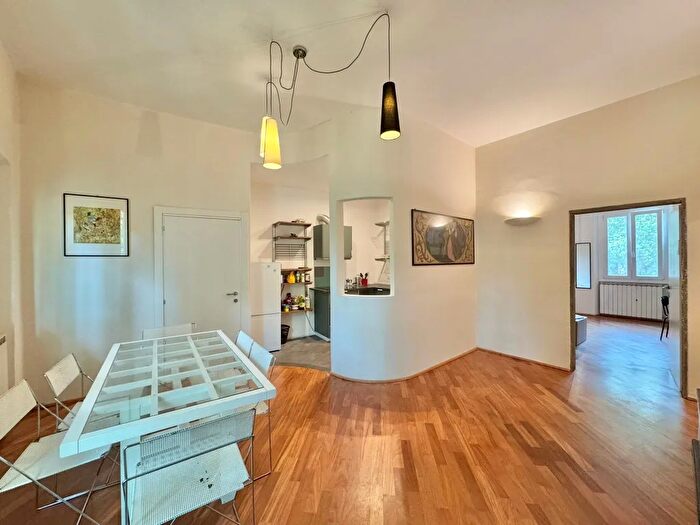Appartamento con 5 locali in vendita in Viale Petrarca, Firenze