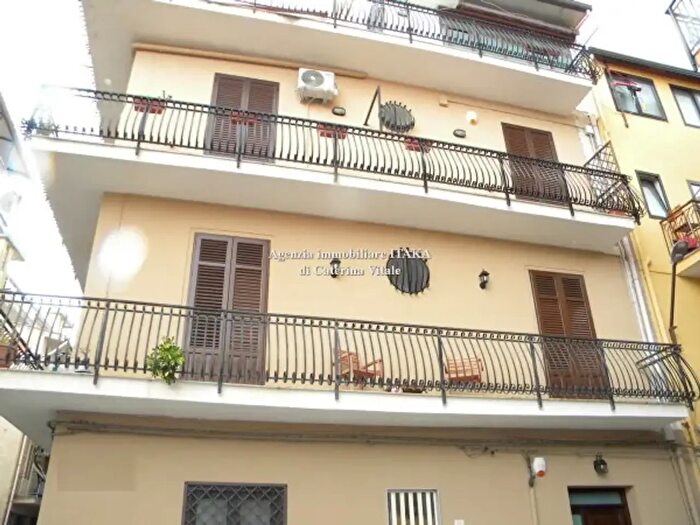 Appartamento bilocale in affitto in Via Marinuzzi, Villabate
