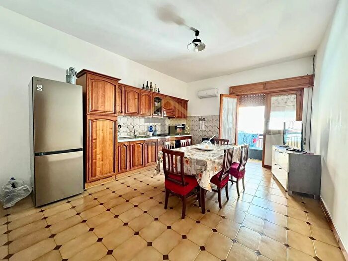Casa quadrilocale in vendita in Via Alcide De Gaspari, Balestrate