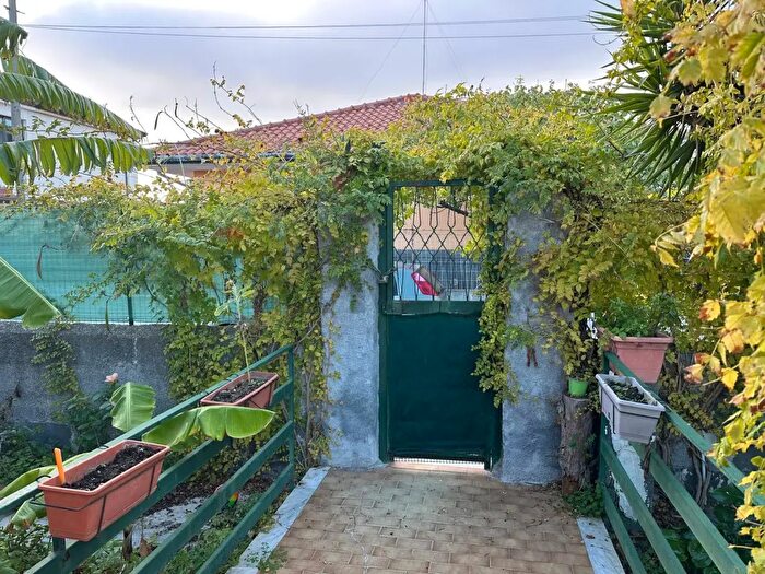 Casa quadrilocale in vendita in Via del Lilla, Catania